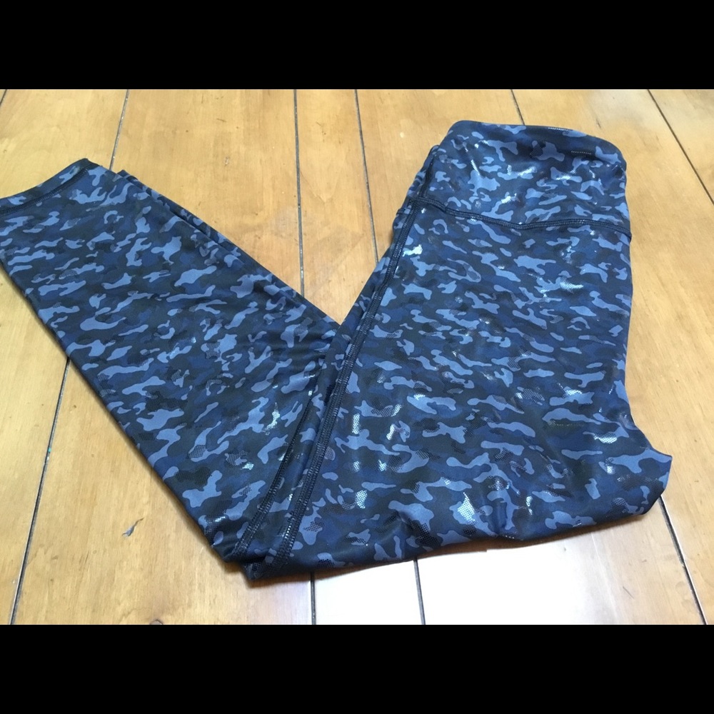 Gap Fit yoga pants, compression